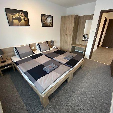 Apartmany Pelhřimov Zewnętrze zdjęcie