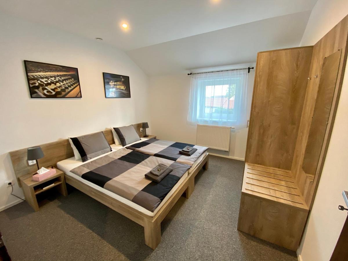 Apartmany Pelhřimov Zewnętrze zdjęcie